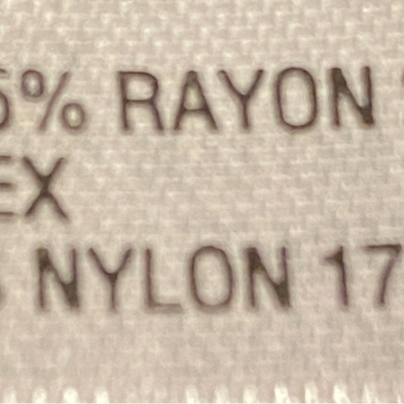 Maurice’s Khackis 22 NWOT - Picture 3 of 5